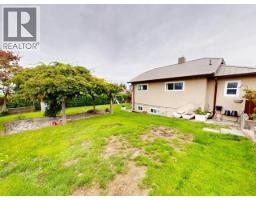 4584 Harvie Ave, Powell River, BC V8A2P1 Photo 20