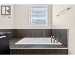 10, 1717 27 Avenue SW - photo 42