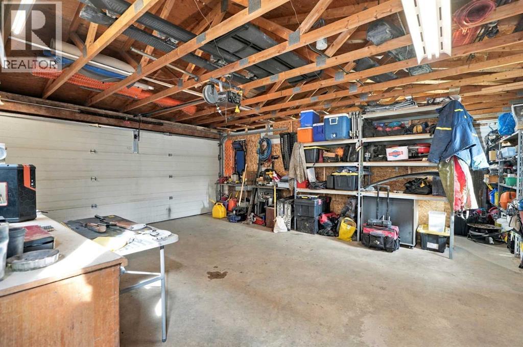 3102 38 Street SW - photo 47