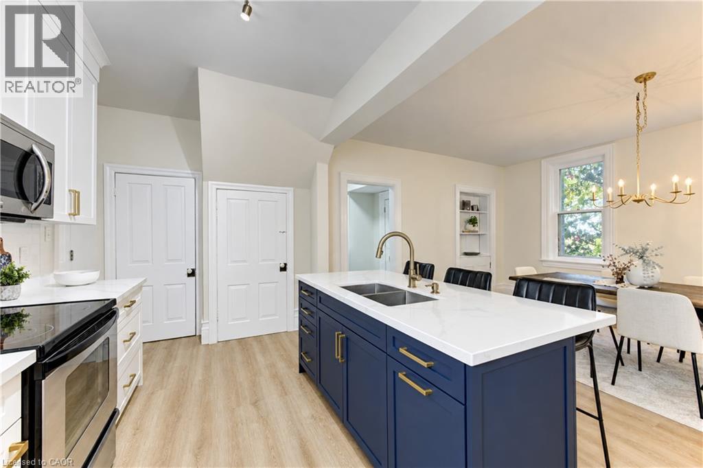 12 John Street West — photo 14
