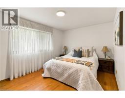 22 Applewood Crescent, Guelph, ON N1H6B2 Photo 17