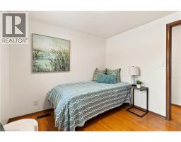 22 Applewood Crescent, Guelph, ON N1H6B2 Photo 13