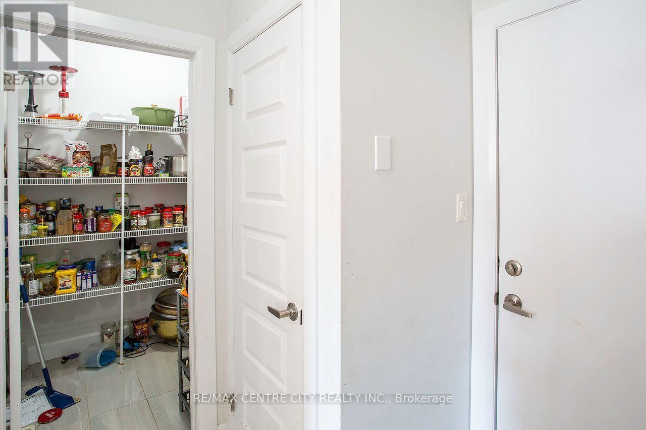 1583 Applerock Avenue — photo 13