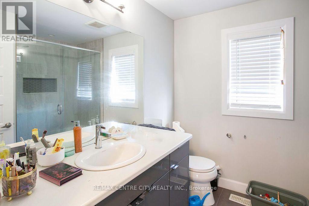 1583 Applerock Avenue — photo 19