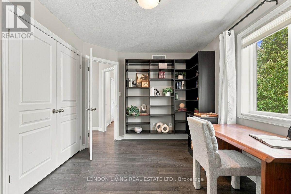 97 PEACH TREE BOULEVARD - 23