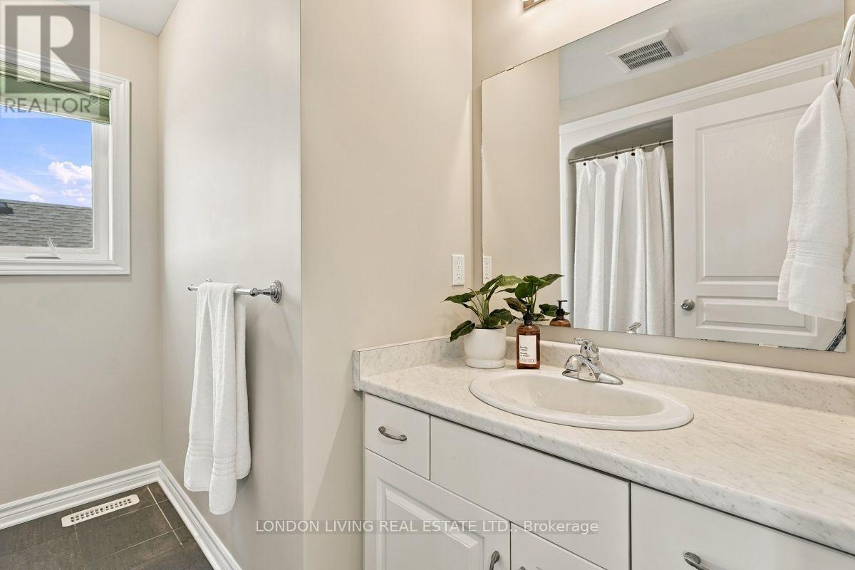 97 PEACH TREE BOULEVARD - 24