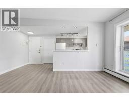 3, 609 67 Avenue Sw, Calgary, AB T2V0M3 Photo 8