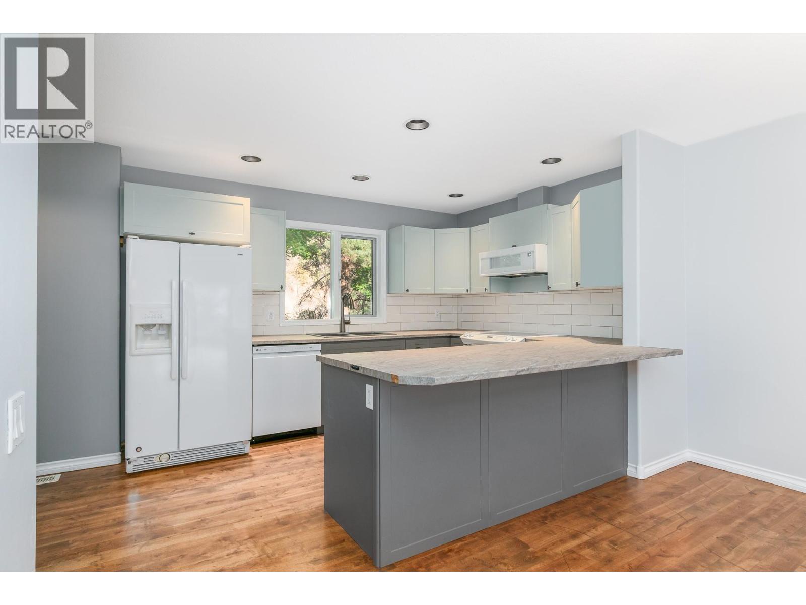 2425 Mount Baldy Drive Unit# 19, Kelowna