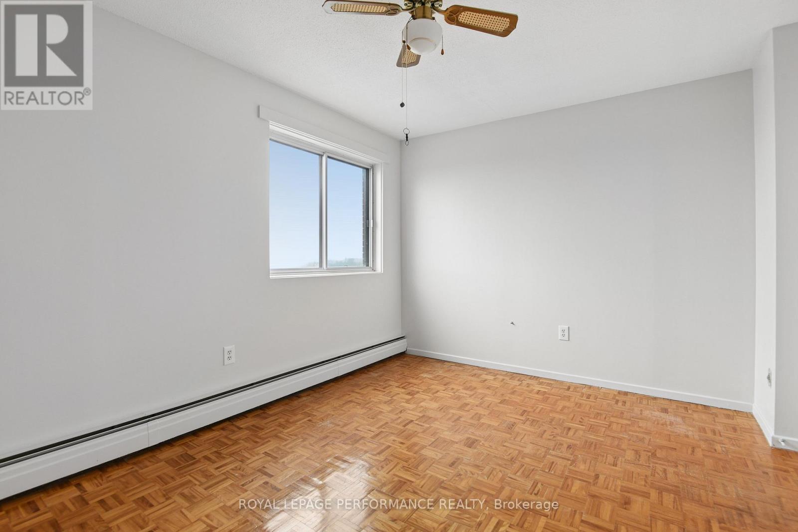 805 - 20 Chesterton Drive