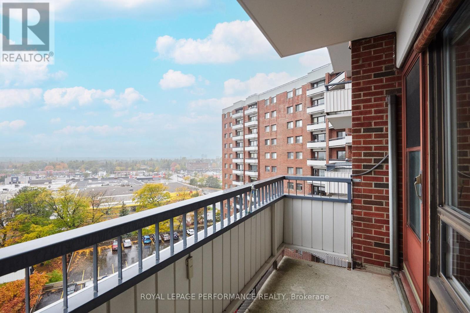 805 - 20 Chesterton Drive