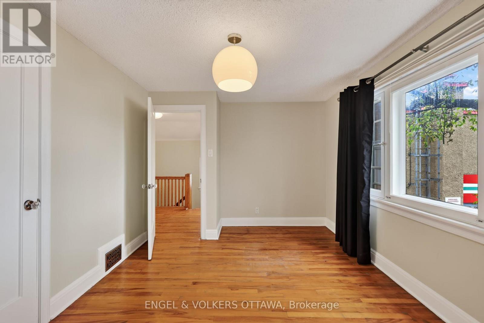 139 Renfrew Avenue — photo 21