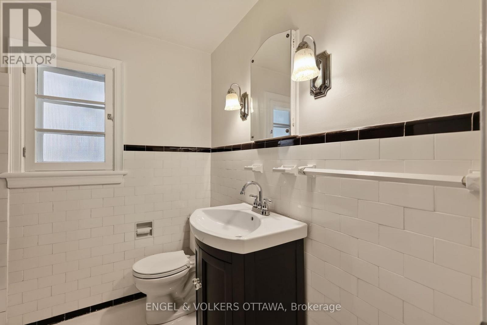 139 Renfrew Avenue — photo 25