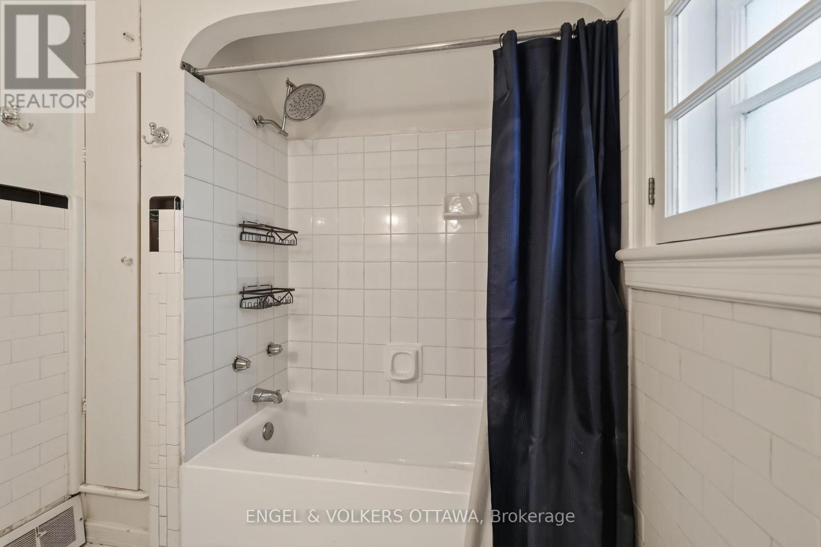 139 Renfrew Avenue — photo 26