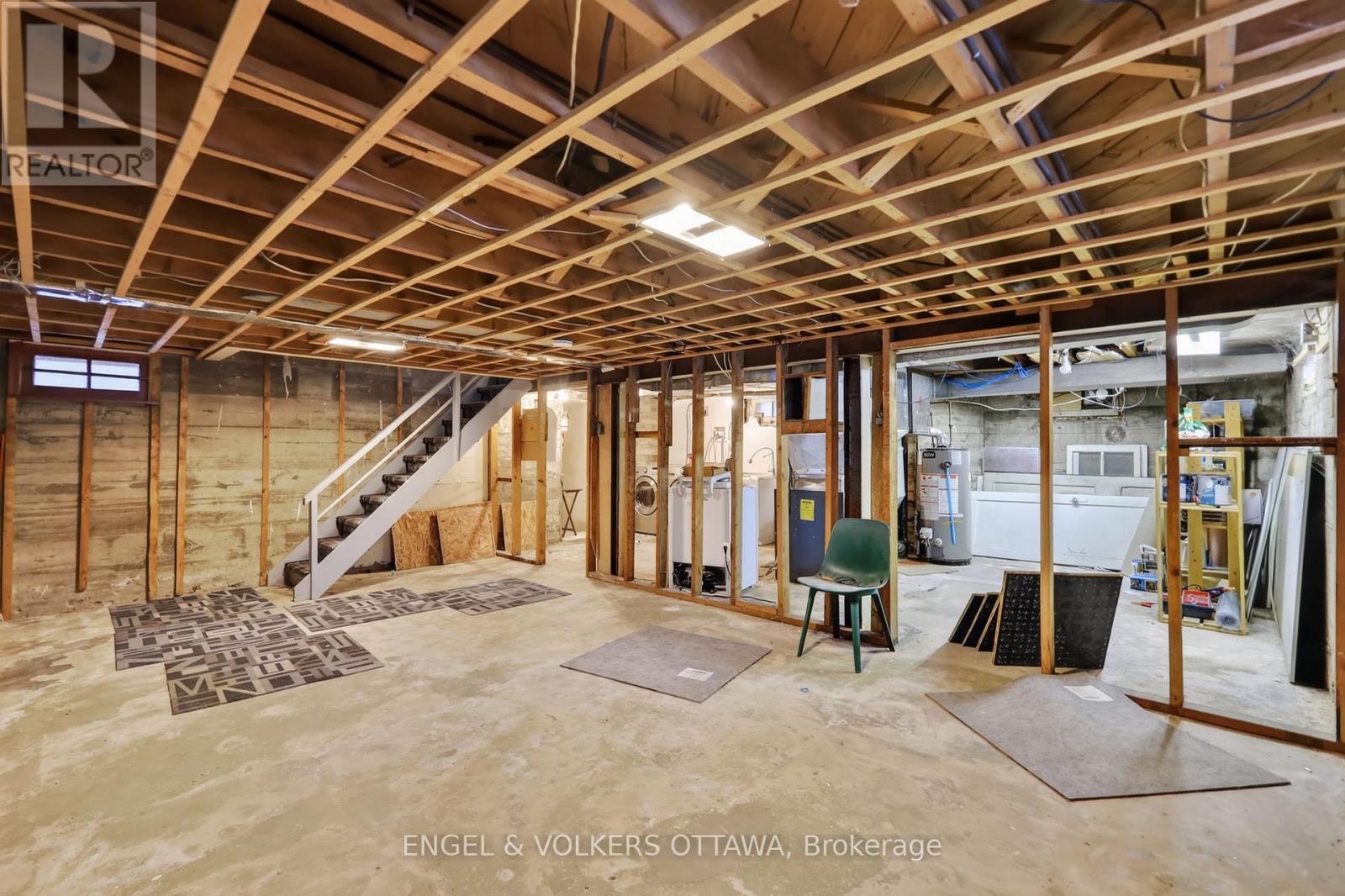 139 Renfrew Avenue — photo 27
