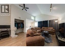 1731 St. Edwards Boulevard N - photo 2