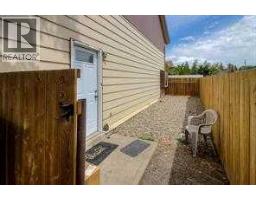 1731 St. Edwards Boulevard N - photo 24