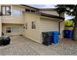 1731 St. Edwards Boulevard N - photo 25
