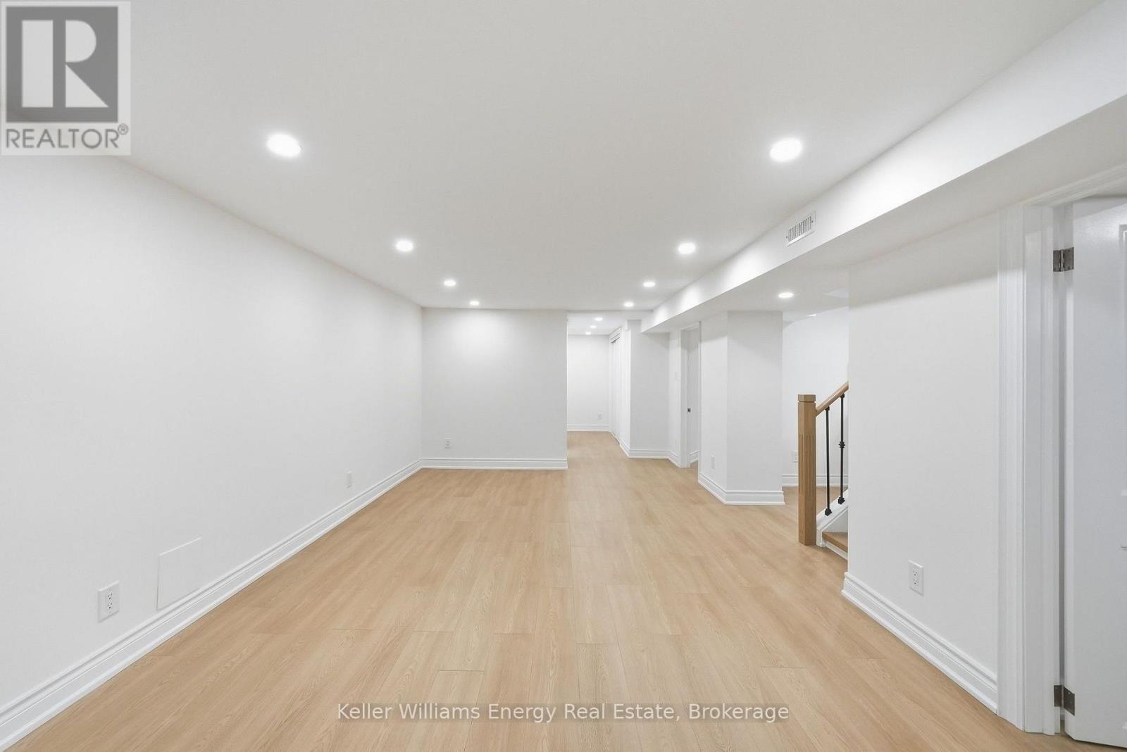 54 EASTLAWN STREET - 27