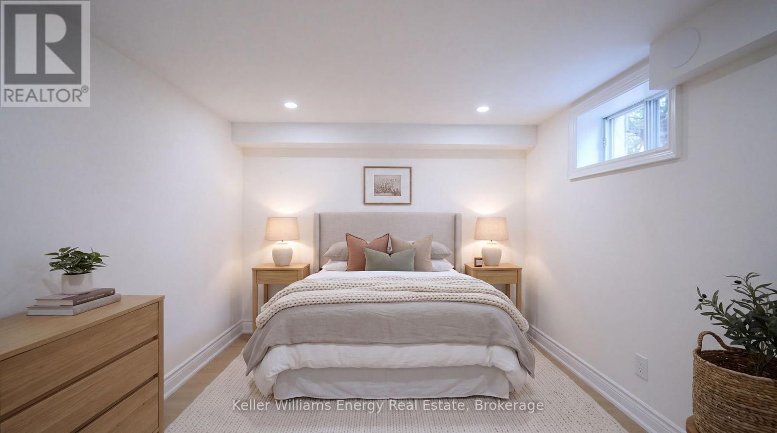 54 EASTLAWN STREET - 30