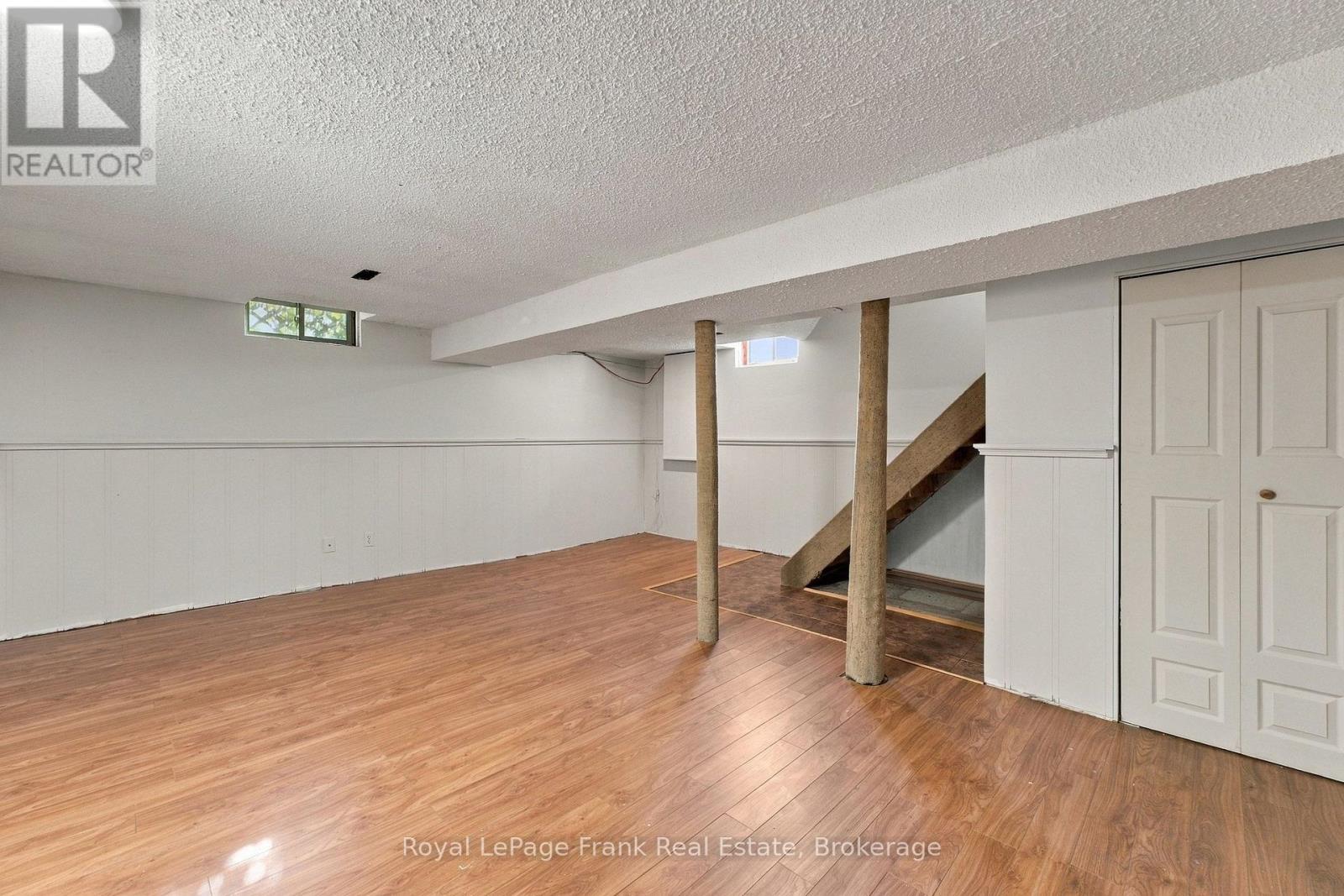 694 Hillcroft Street, Oshawa, ON photo 24