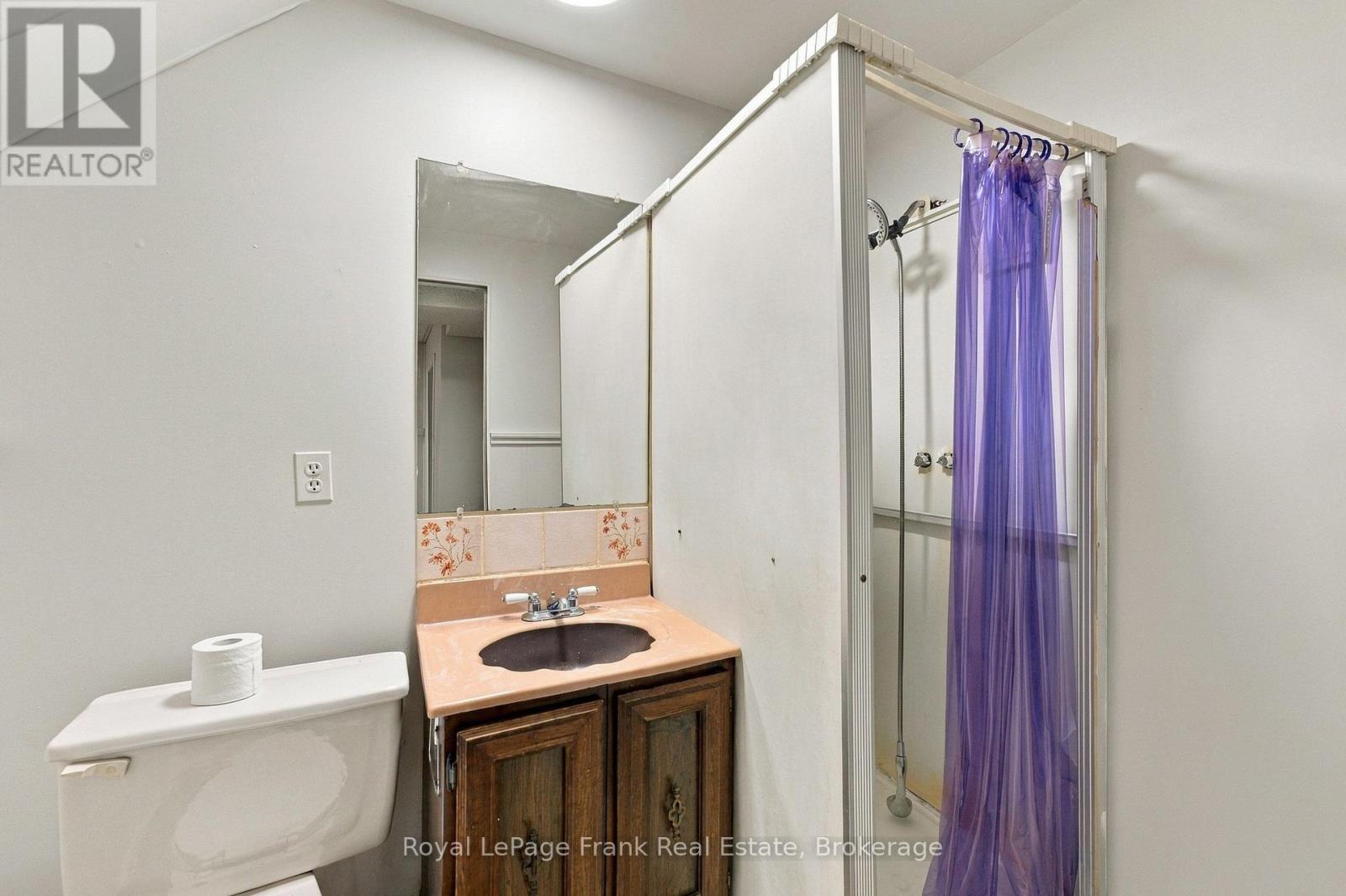 694 Hillcroft Street, Oshawa, ON photo 26