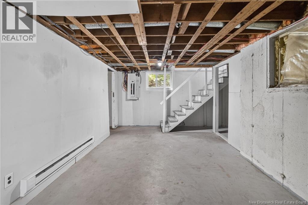 27 Budd Lane - 32