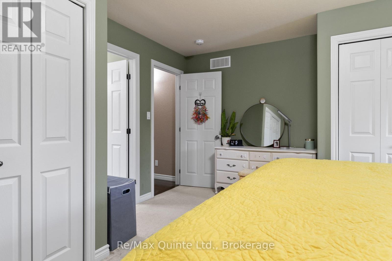 110 Greenhill Lane — photo 15