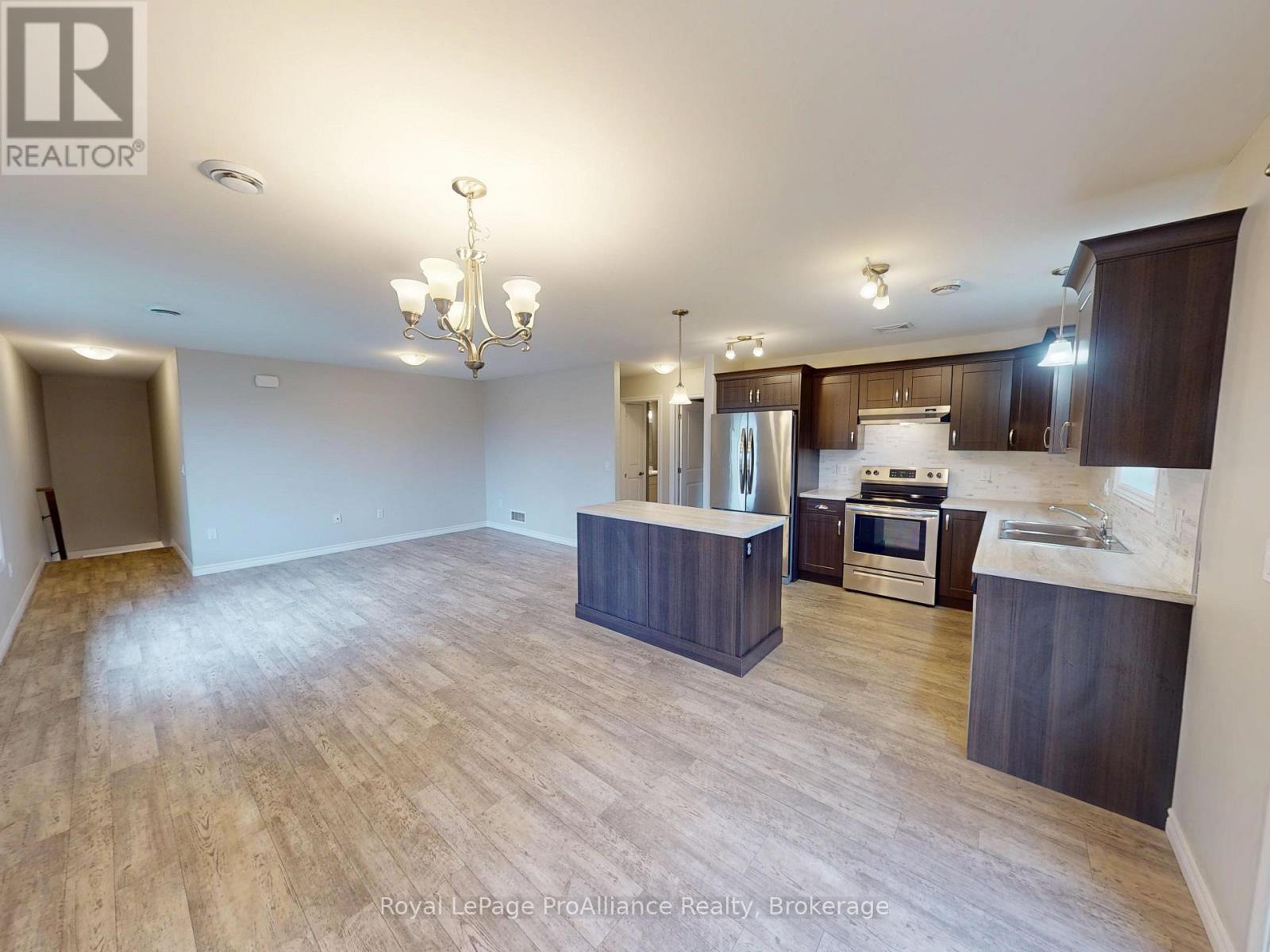 70 Ridgeway Place — photo 10