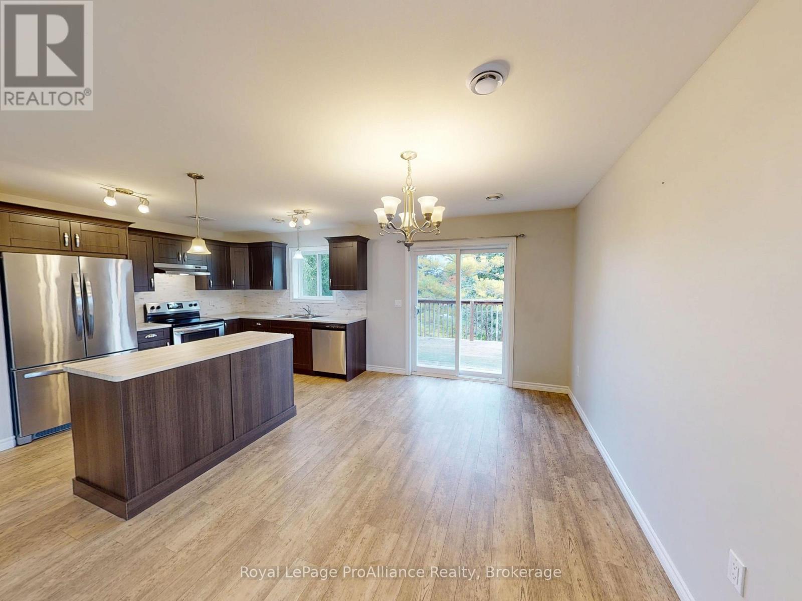 70 Ridgeway Place — photo 8