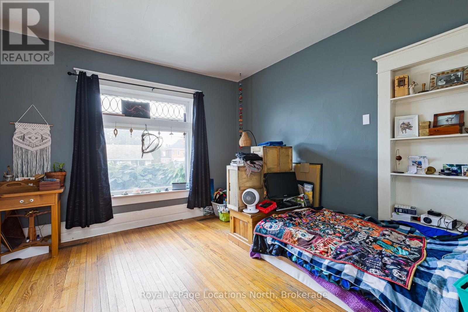 124 SYKES STREET S - 14