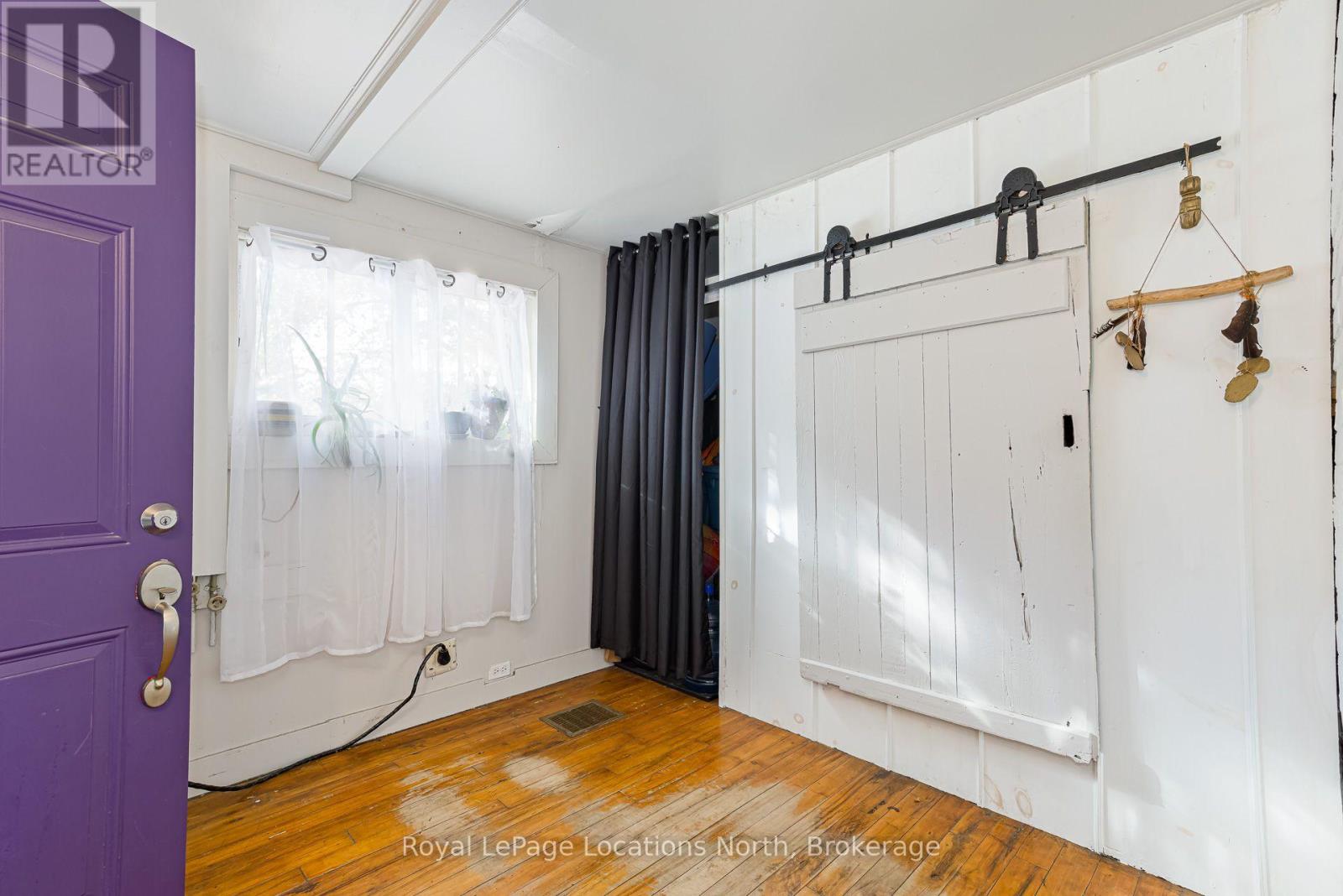 124 SYKES STREET S - 9