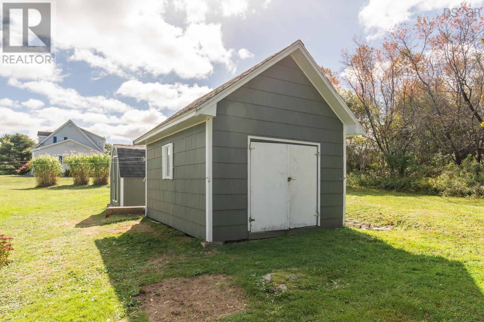 6575 Highway 3 - 8