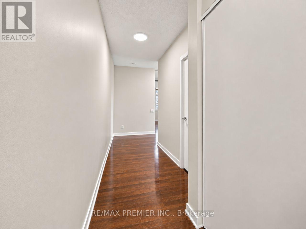 1405- 33 CHARLES Street, Toronto, ON photo 13