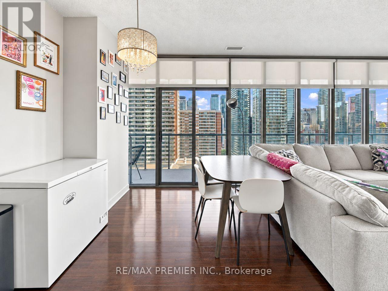 1405- 33 CHARLES Street, Toronto, ON photo 20