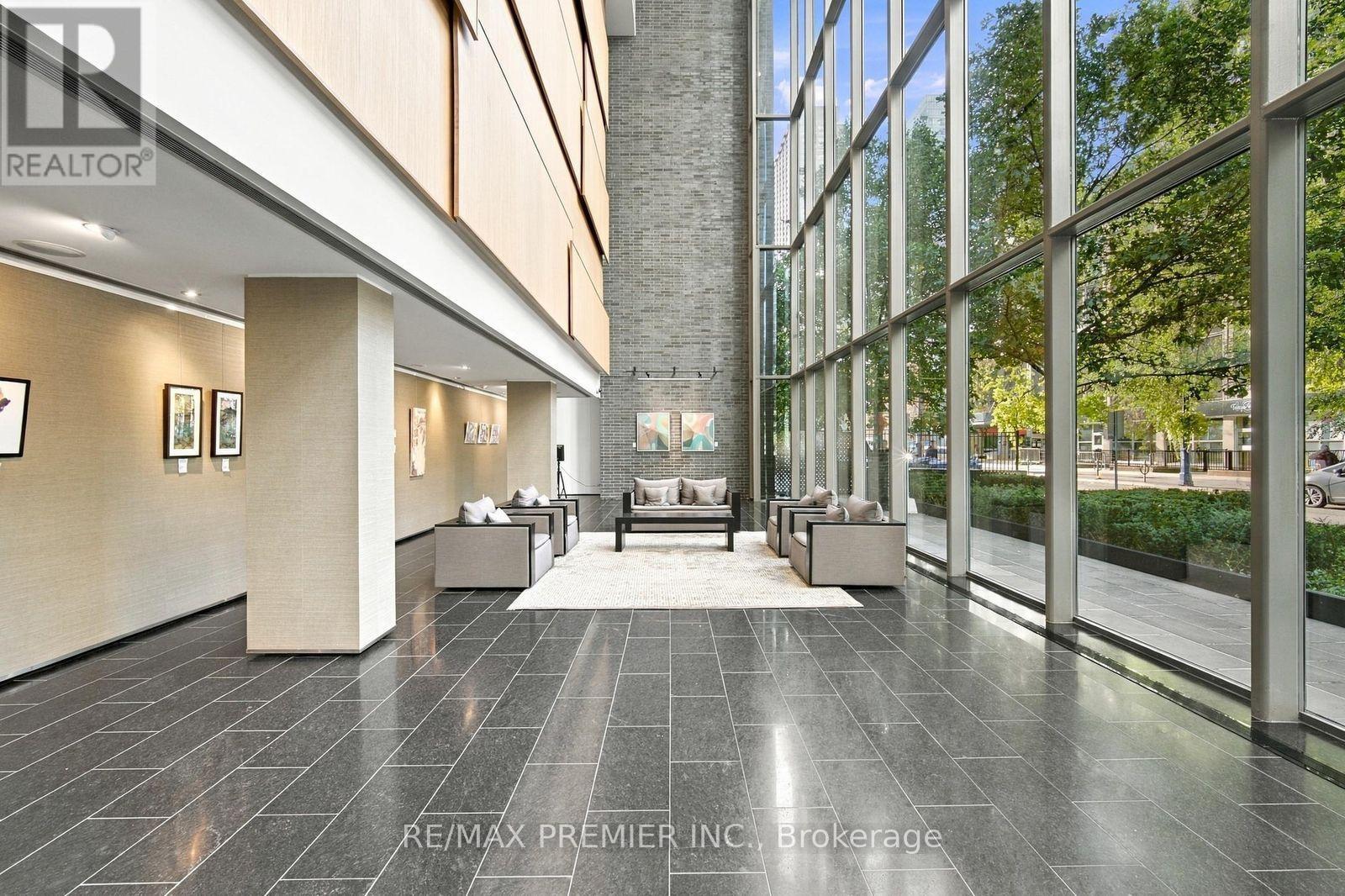 1405- 33 CHARLES Street, Toronto, ON photo 8
