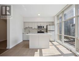 611 - 9 Spadina Avenue, Toronto, ON M5V3M5 Photo 8