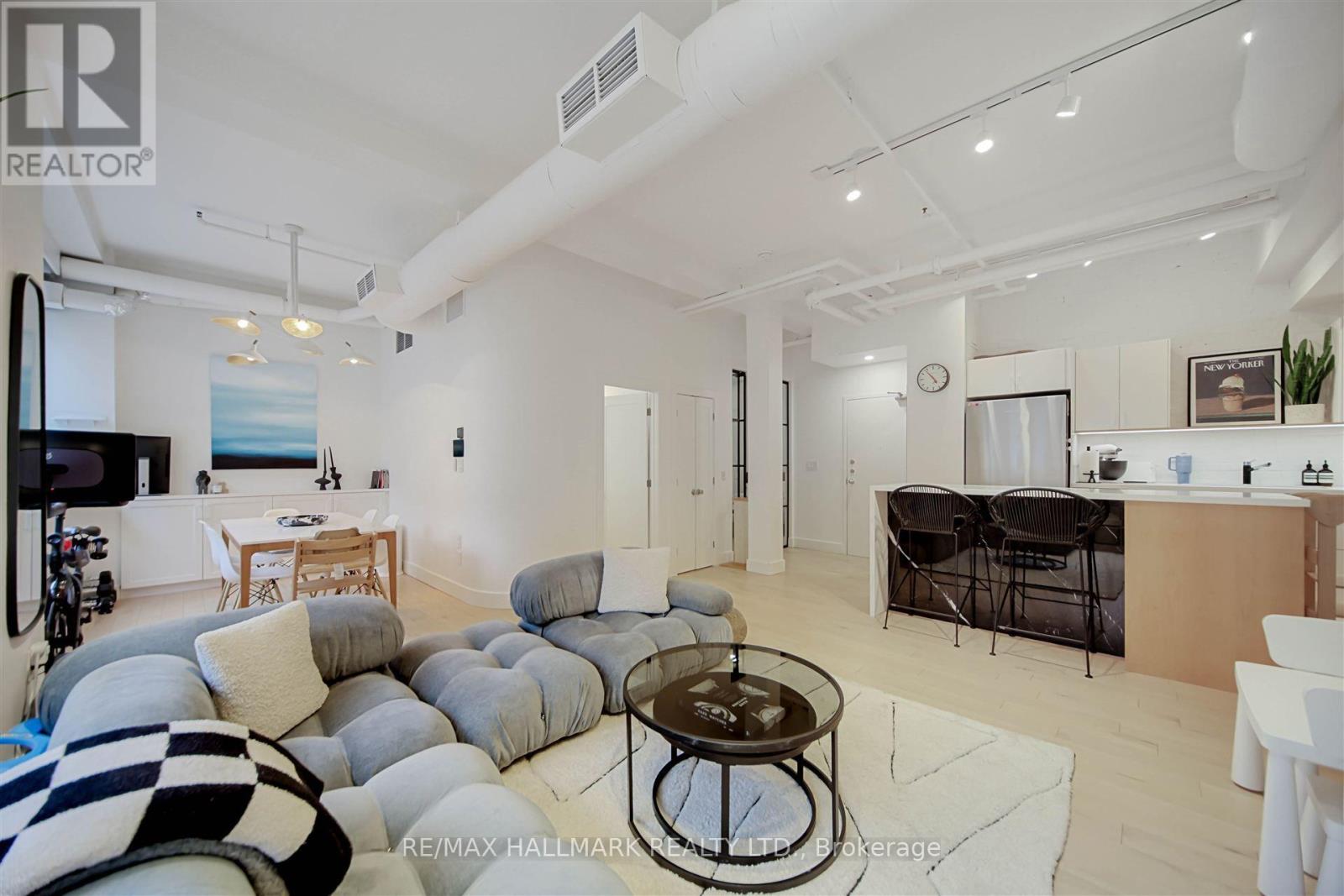 80 Sherbourne Street — photo 3