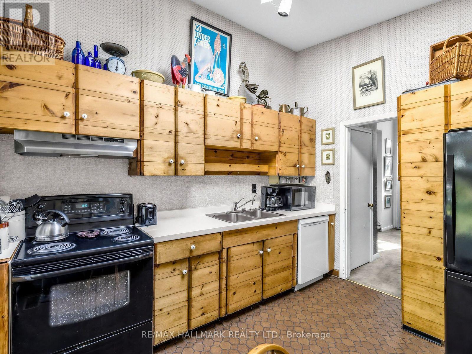 91 Larkfield Drive, Toronto, ON photo 15