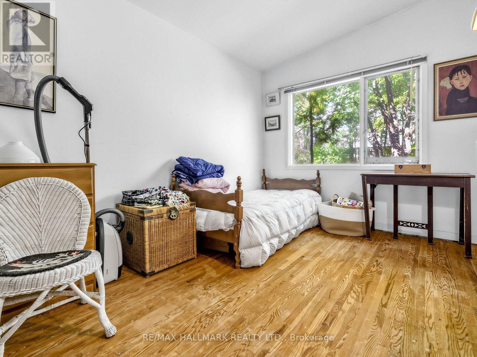 91 Larkfield Drive, Toronto, ON photo 20