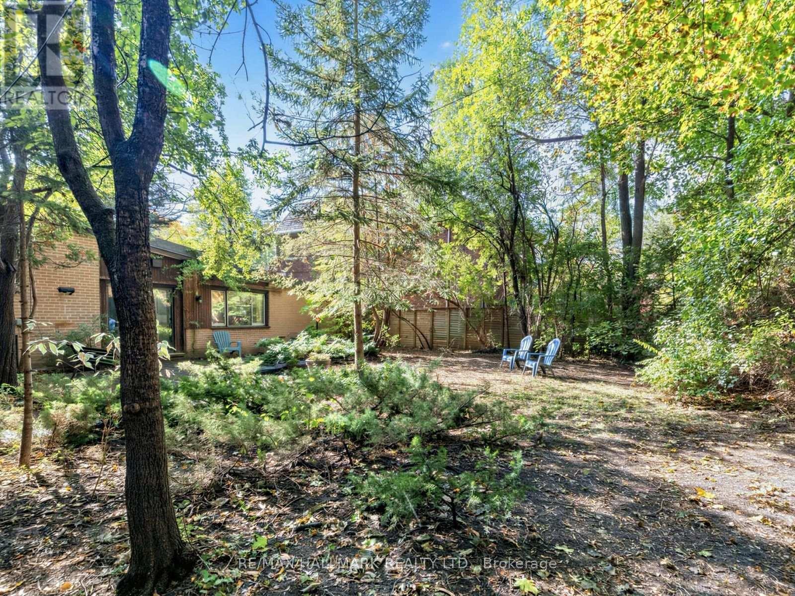 91 LARKFIELD DRIVE - 29