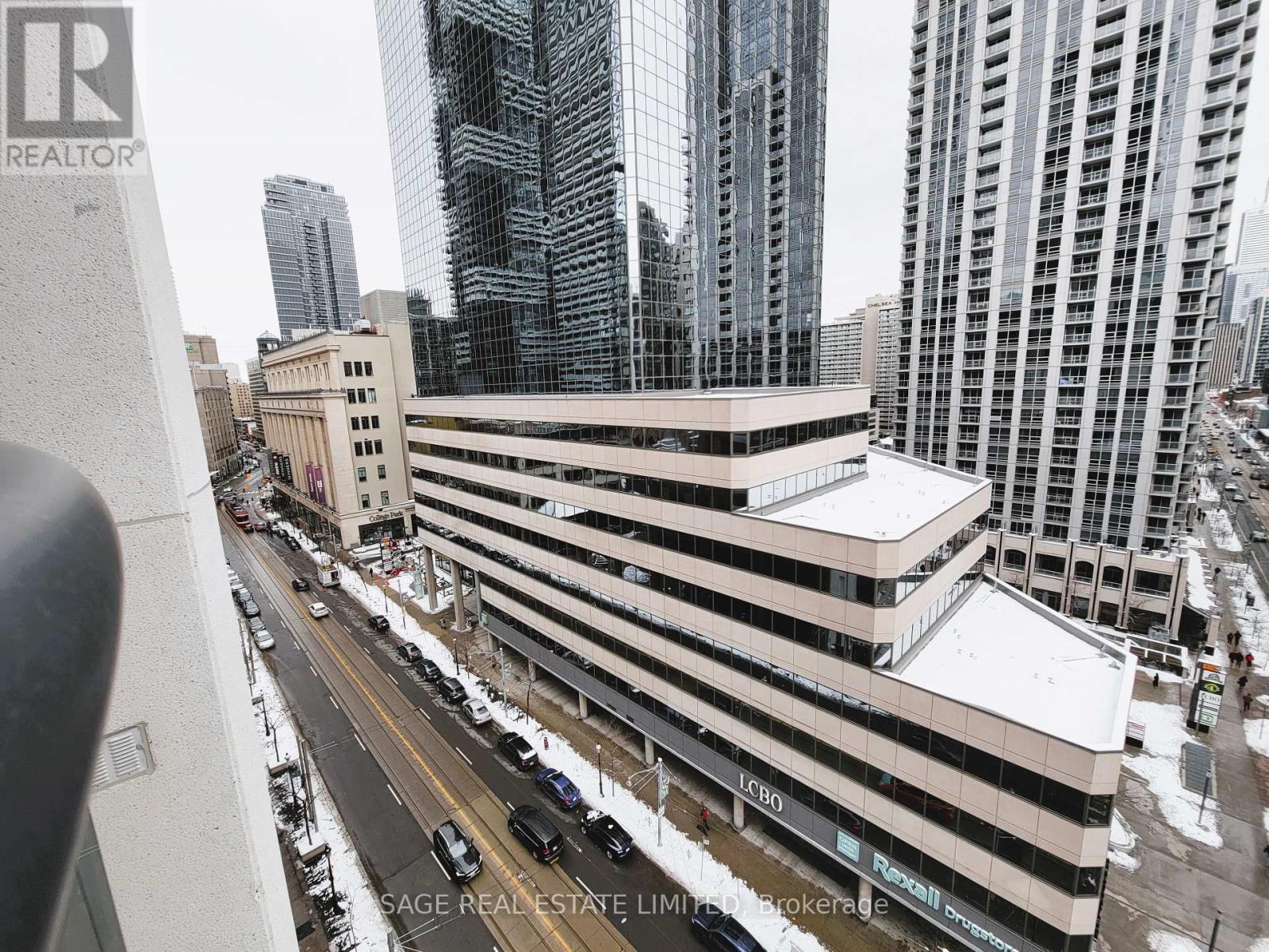 801 Bay Street — photo 14