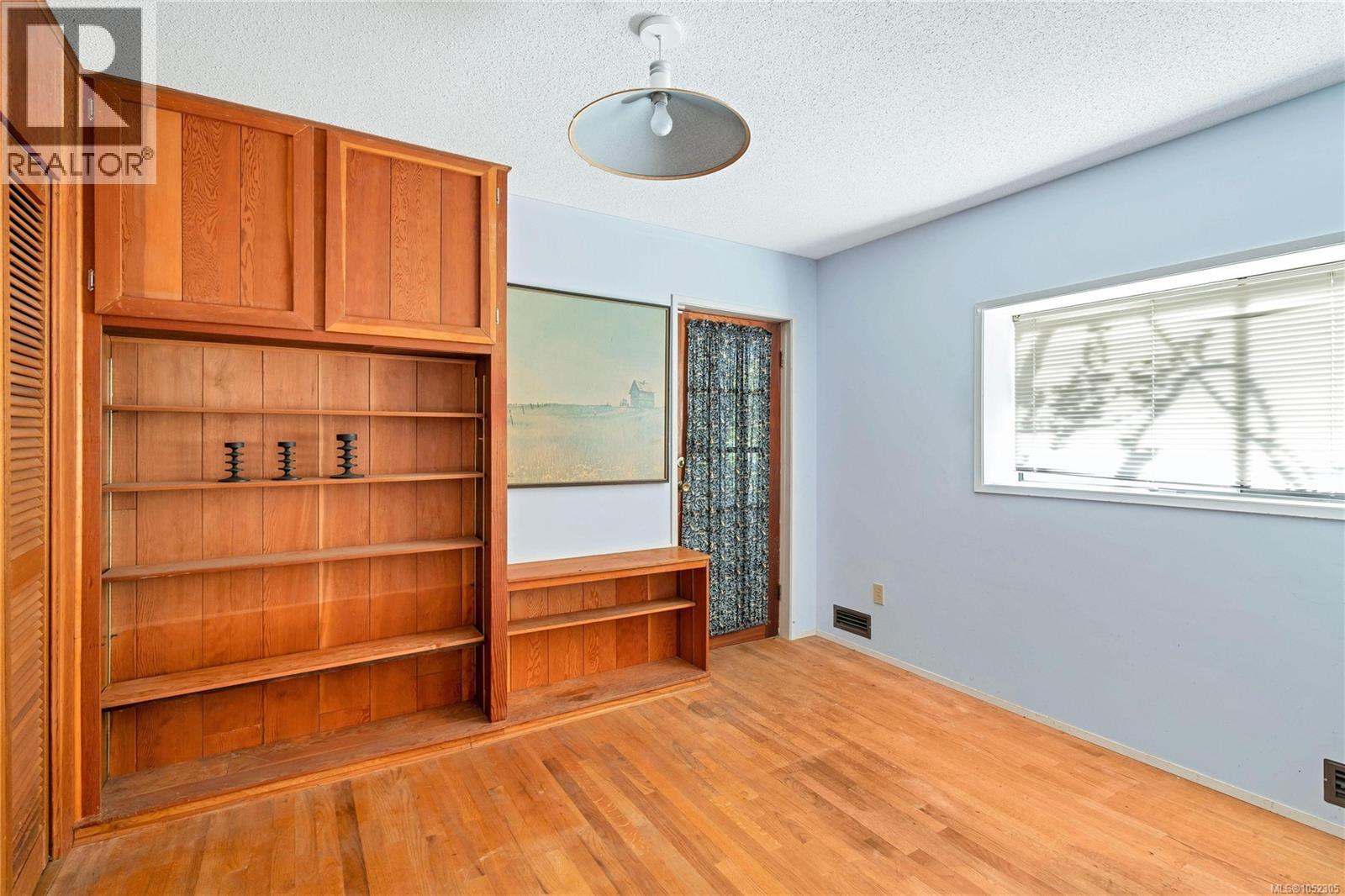 550 Arbutus Ave - 29