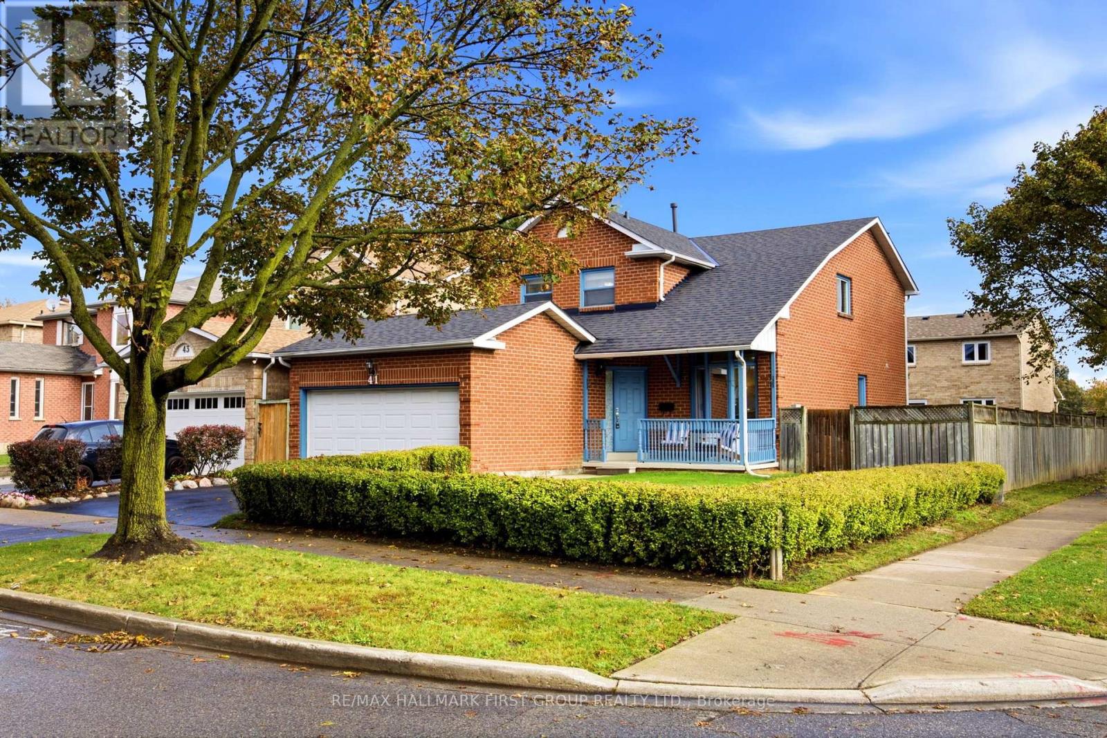 41 Pearce Drive, Ajax, ON photo 3
