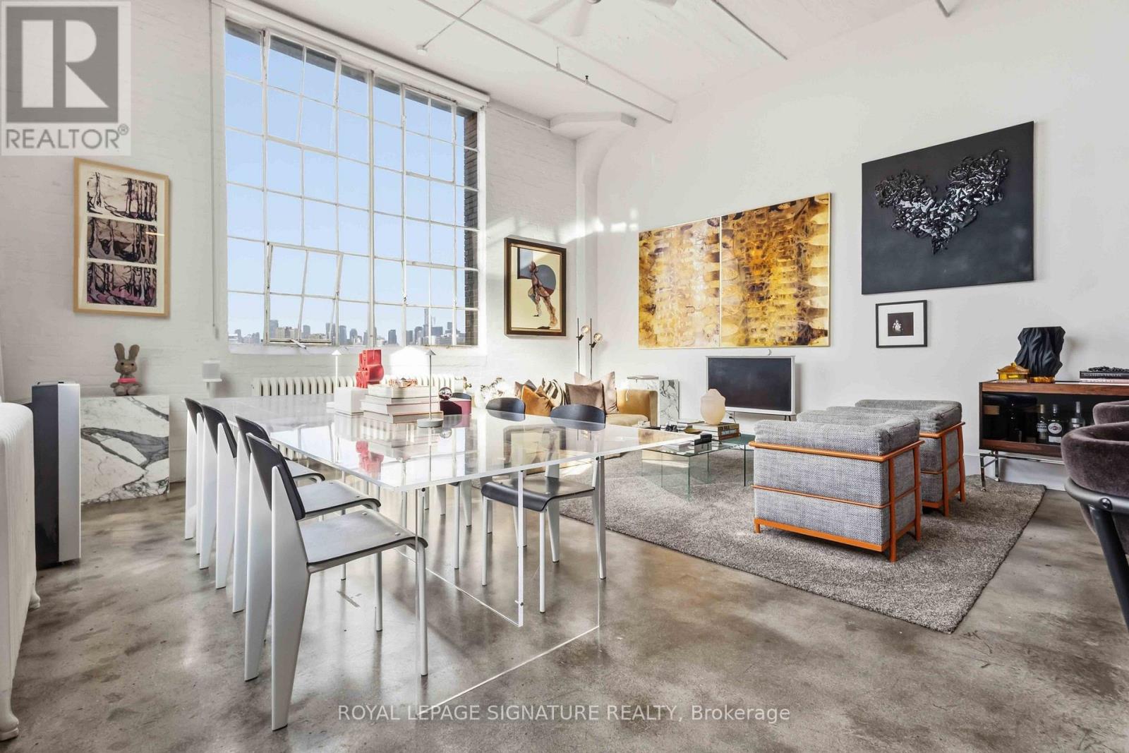 Photo of 245 Carlaw Avenue