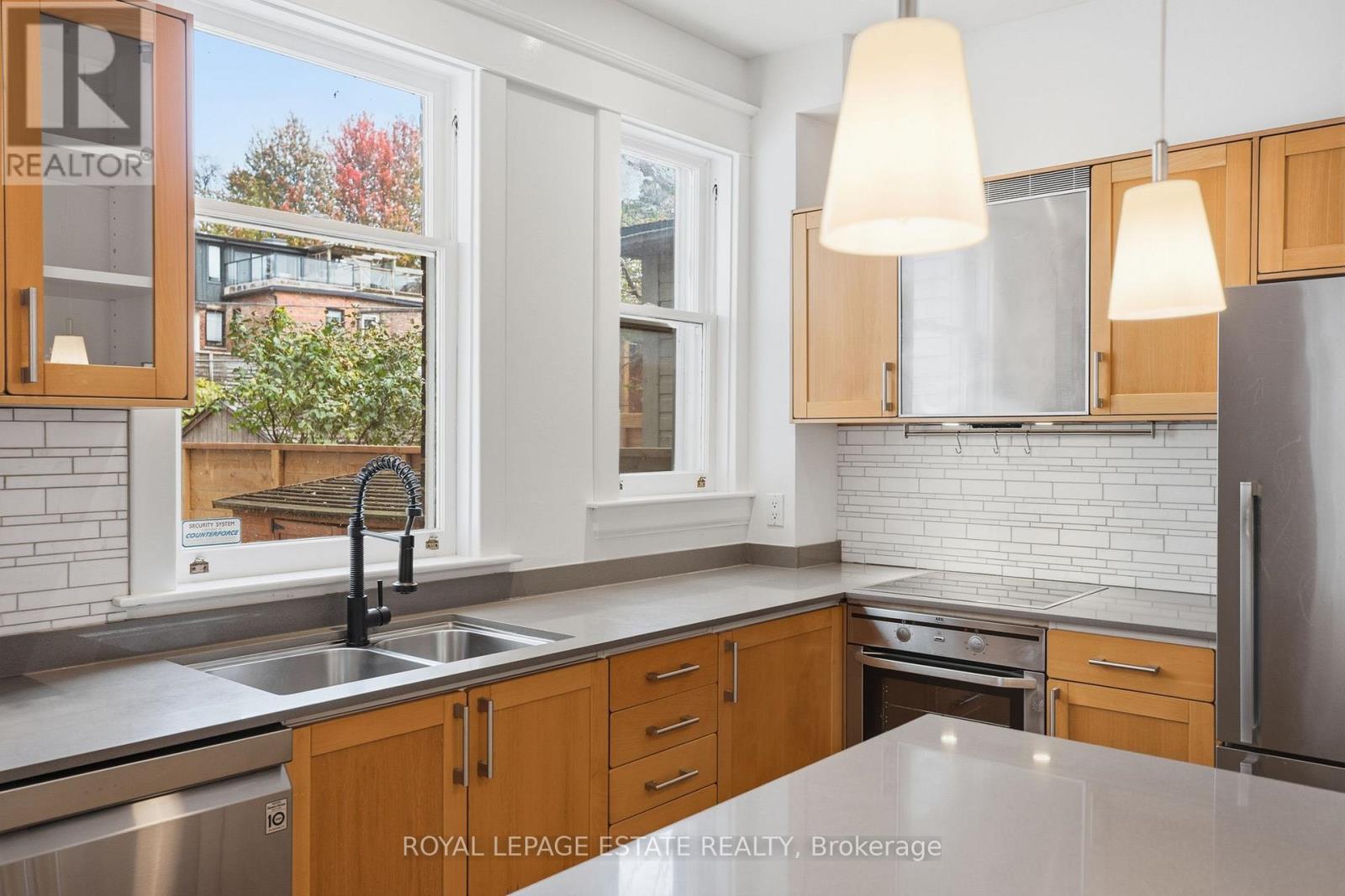 6 Sandford Avenue — photo 14