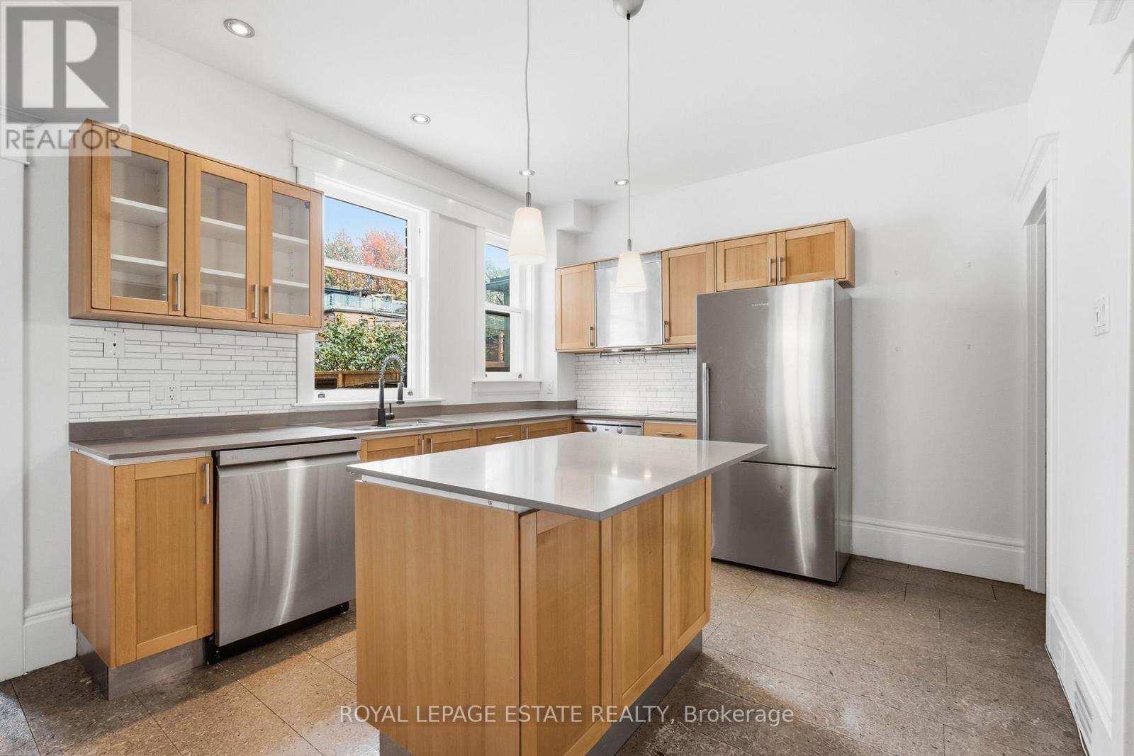 6 Sandford Avenue — photo 16