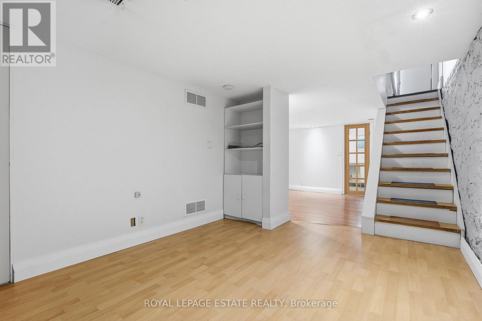 6 Sandford Avenue — photo 34