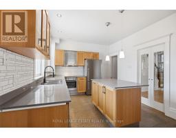 6 Sandford Avenue, Toronto, ON M4L2E7 Photo 13