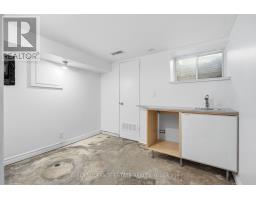 6 Sandford Avenue, Toronto, ON M4L2E7 Photo 40