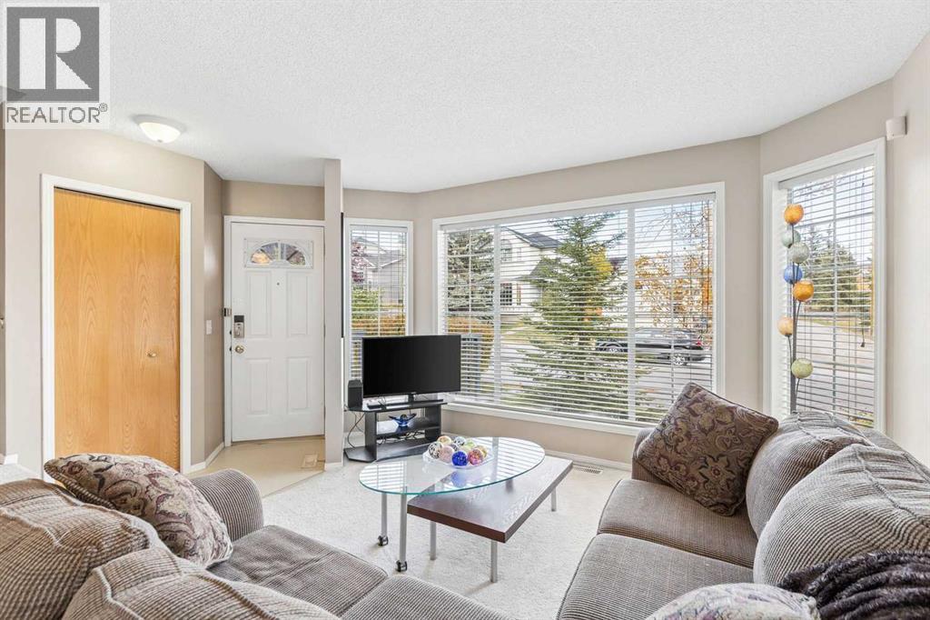 172 Harvest Gold Heights NE - 17